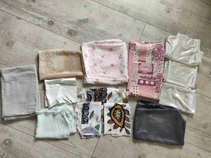 Lot de chutes de tissu